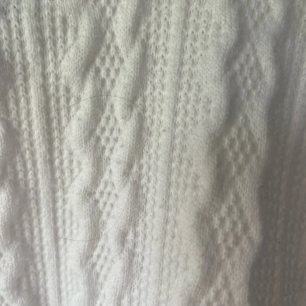 Forever 21 White Textured Cropped Tank Top Size L - Picture 6 of 7